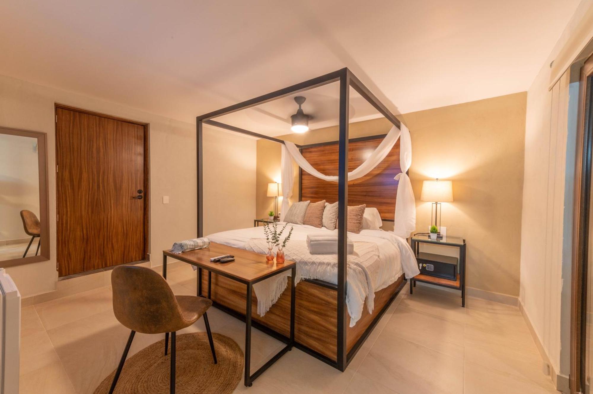 Casa Victoria Malecon - Adults Only Hotell Puerto Vallarta Exteriör bild