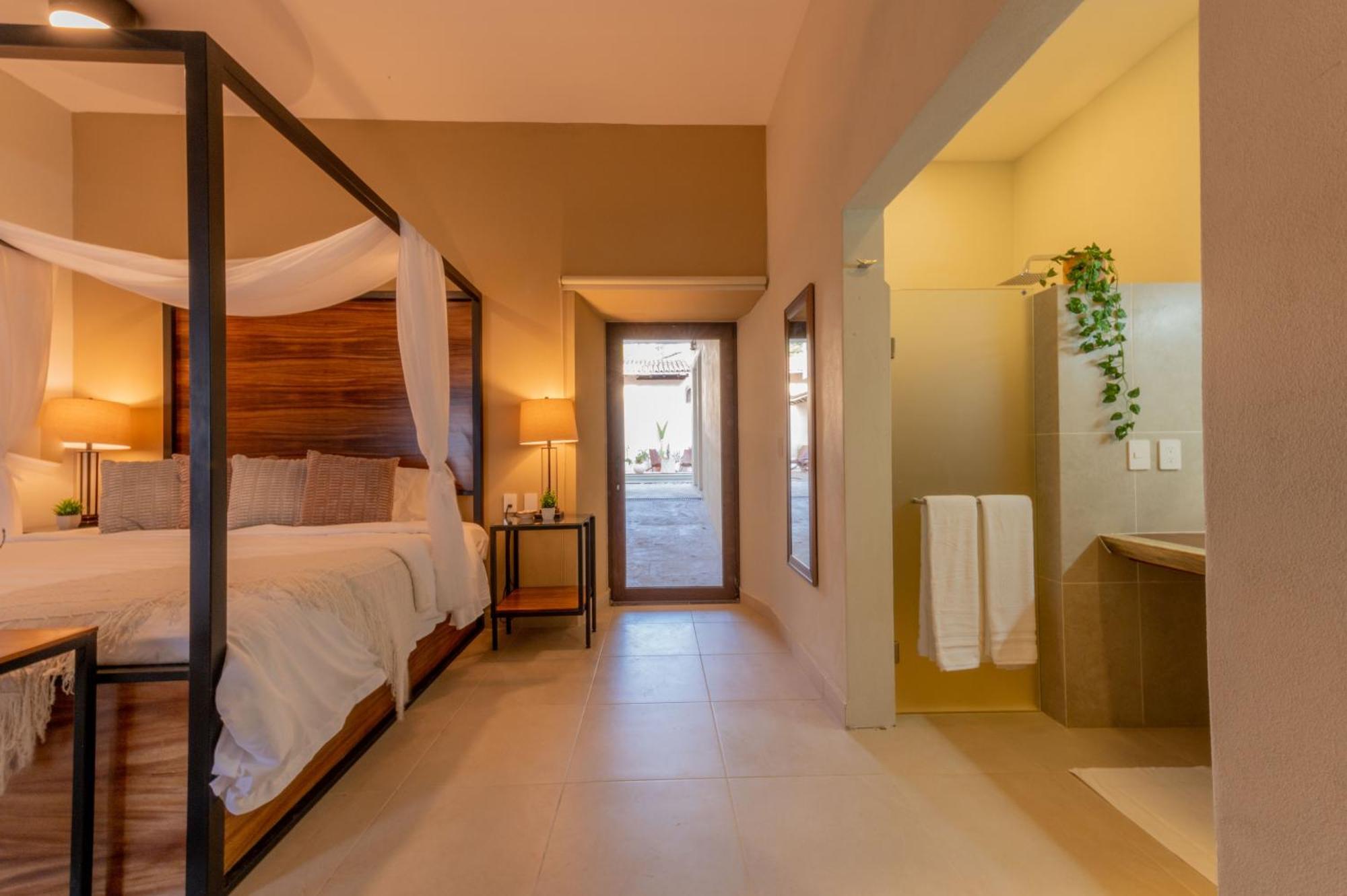 Casa Victoria Malecon - Adults Only Hotell Puerto Vallarta Exteriör bild