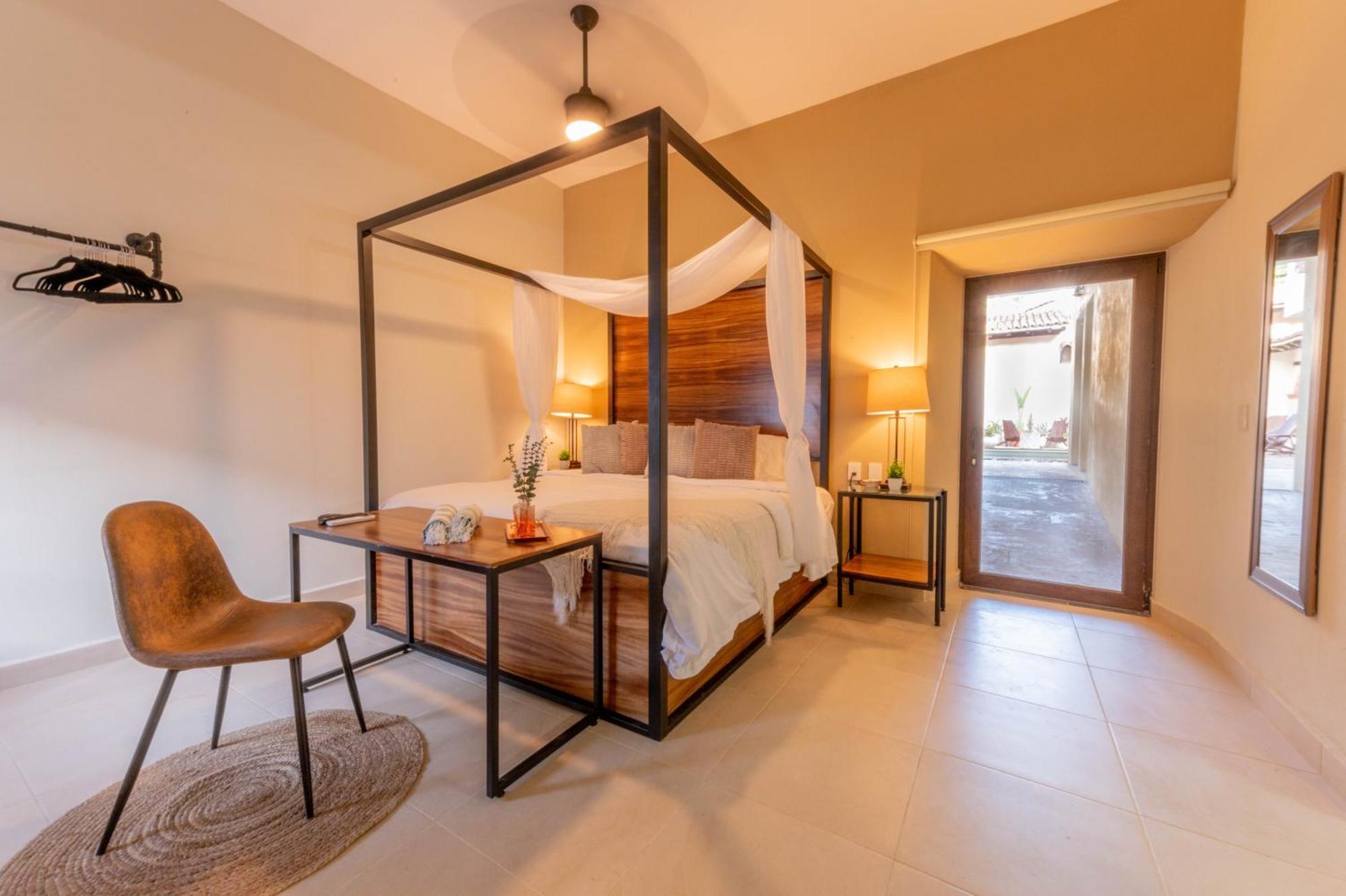 Casa Victoria Malecon - Adults Only Hotell Puerto Vallarta Exteriör bild