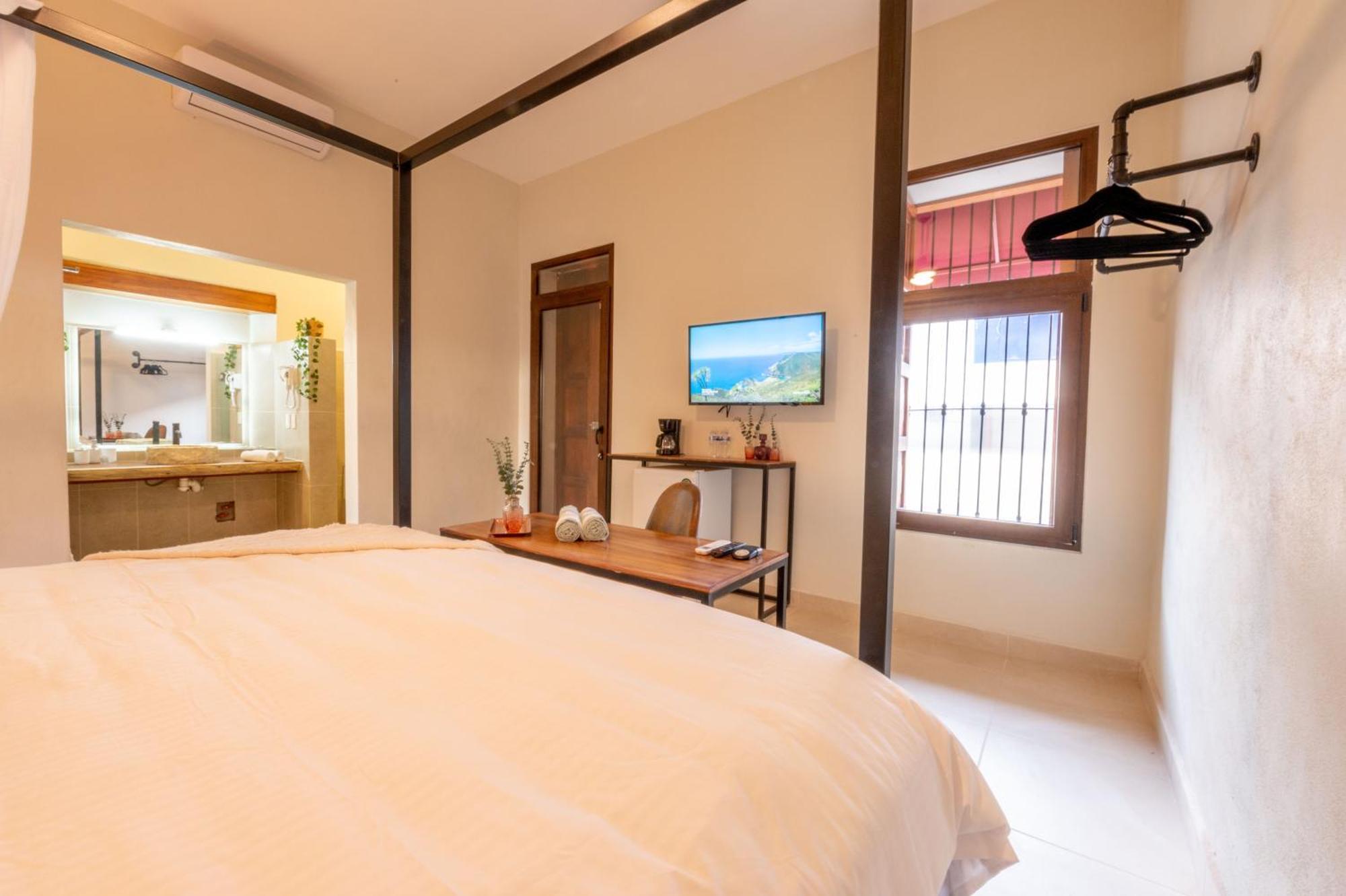 Casa Victoria Malecon - Adults Only Hotell Puerto Vallarta Exteriör bild